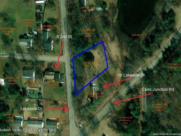 16 Lakeside Drive, Catskill, NY 12414