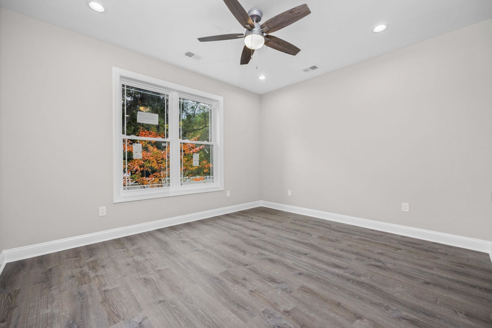 627 Bonaventure Dr.  Photo 21