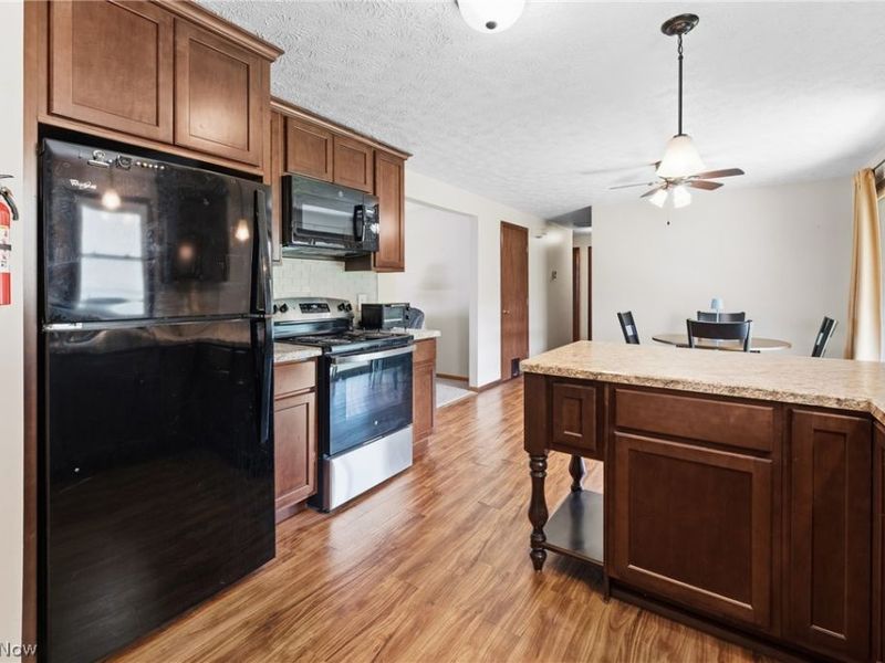 1830 Baird Avenue NE, Paris, OH 44669 Photo 13