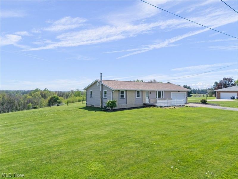 1830 Baird Avenue NE, Paris, OH 44669 Photo 3