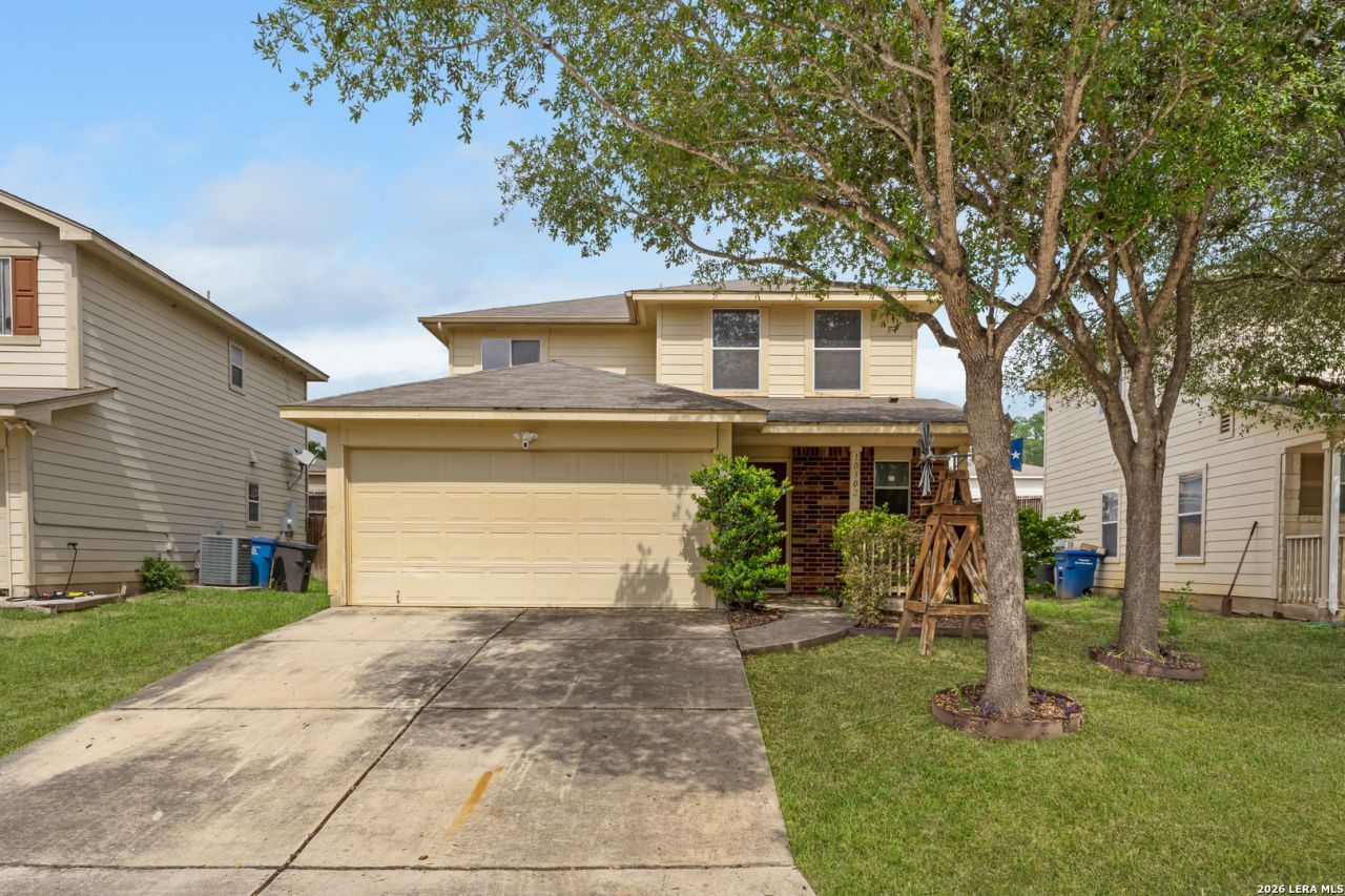 10302 Buescher Ln, San Antonio, TX 78223 Main Photo