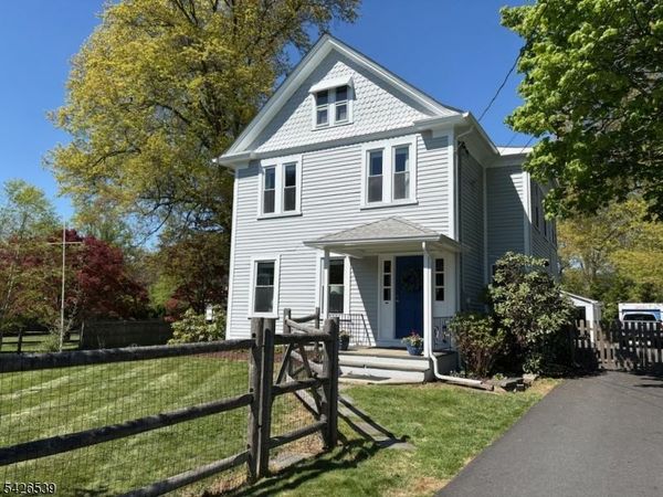 201 Mountain Ave, North Caldwell, NJ 07006