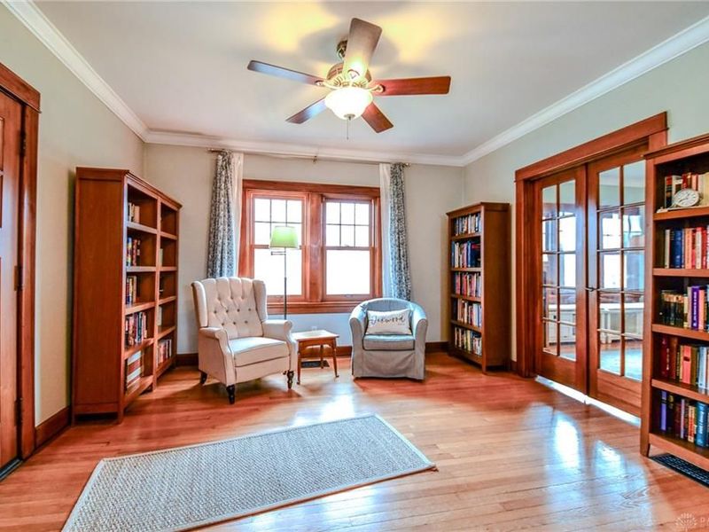 200 Dell Park Avenue, Oakwood, OH 45419 Photo 13