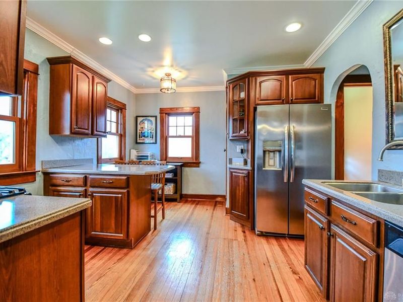 200 Dell Park Avenue, Oakwood, OH 45419 Photo 17