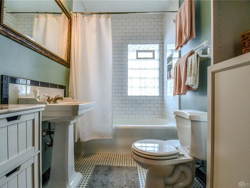 200 Dell Park Avenue, Oakwood, OH 45419 Photo 23