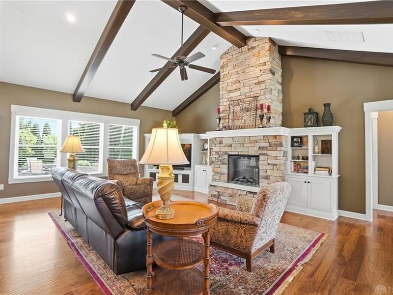 980 Greenmantle Drive, Tipp City, OH 45373 Photo 7