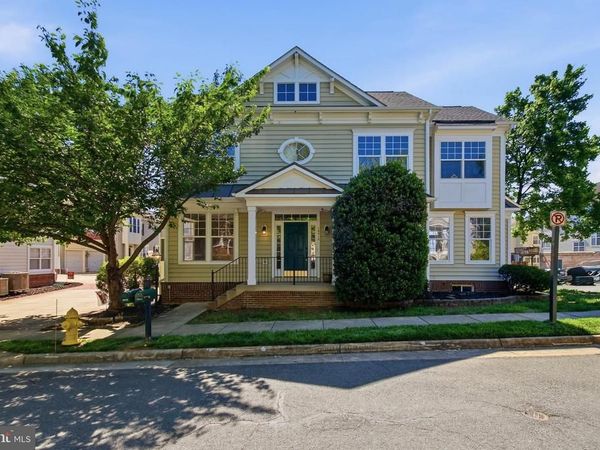10017 PENTLAND HILLS WAY, BRISTOW, VA 20136