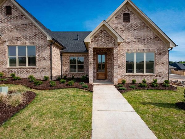 28 Driftwood Lane, Little Rock, AR 72223