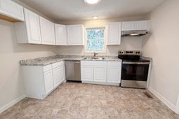 2112 Axson Street photo 4