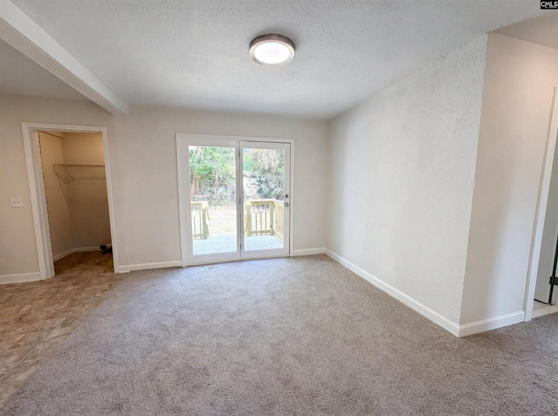 2112 Axson Street Photo 7