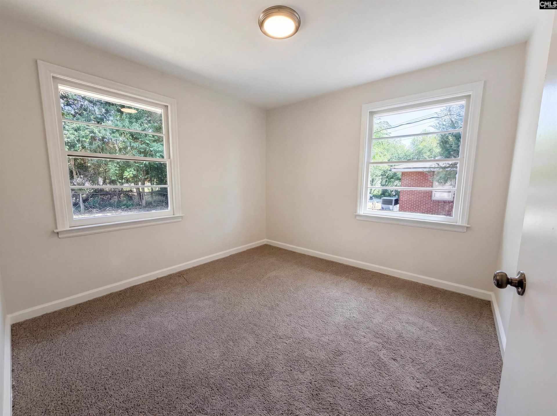 2112 Axson Street Photo 9