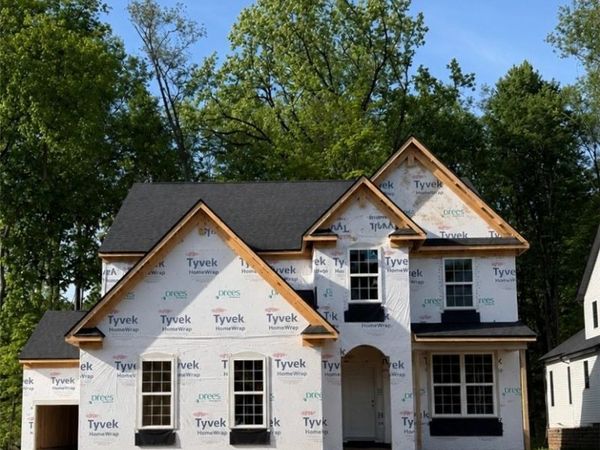 4501 Brookhaven Drive, North Royalton, OH 44133