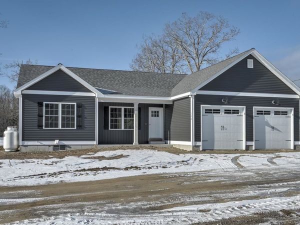 6 Asheley Avenue, Unit 28, Hinsdale, NH 03451