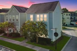 1514 Cuyler Lane photo 4