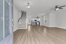 1514 Cuyler Lane photo 4