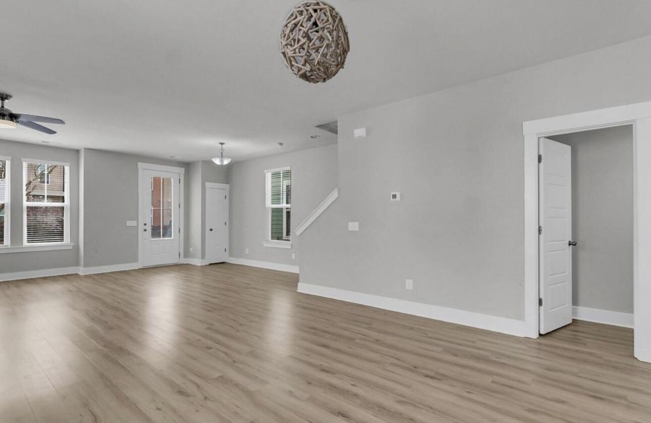 1514 Cuyler Lane Photo 9