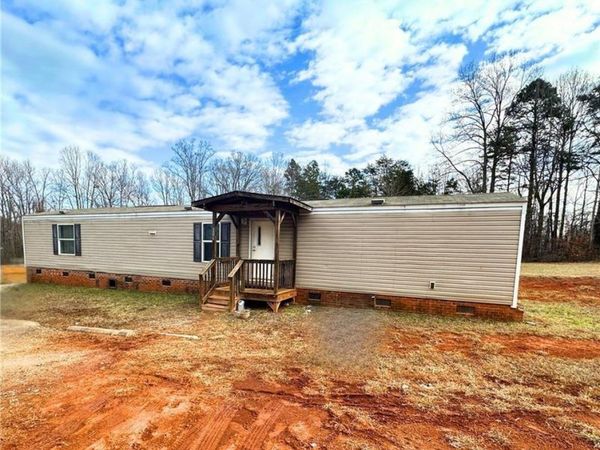206 James Road , Advance, NC 27106