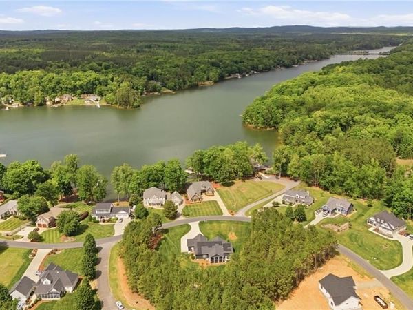 314 Potters Landing, Denton, NC 27239