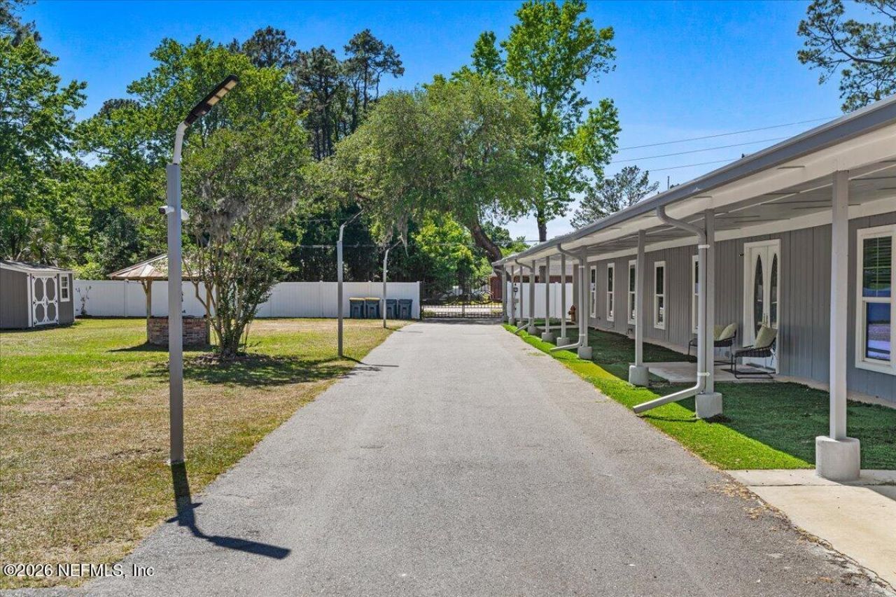 865 Cole Road, Jacksonville, FL 32218 Photo