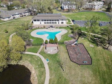 4465 Trenton Lane N, Unit 201, Plymouth, MN 55442