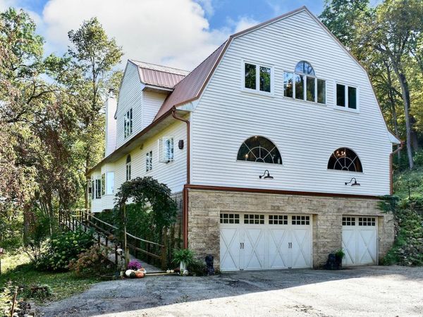 2331 Goodview Road , Winona, MN 55987