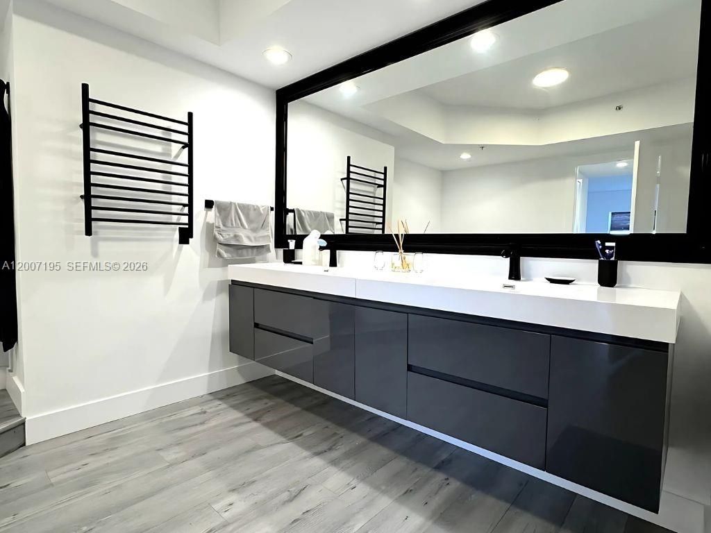 14951 Royal Oaks Ln , Unit 1708, North Miami, FL 33181 Photo
