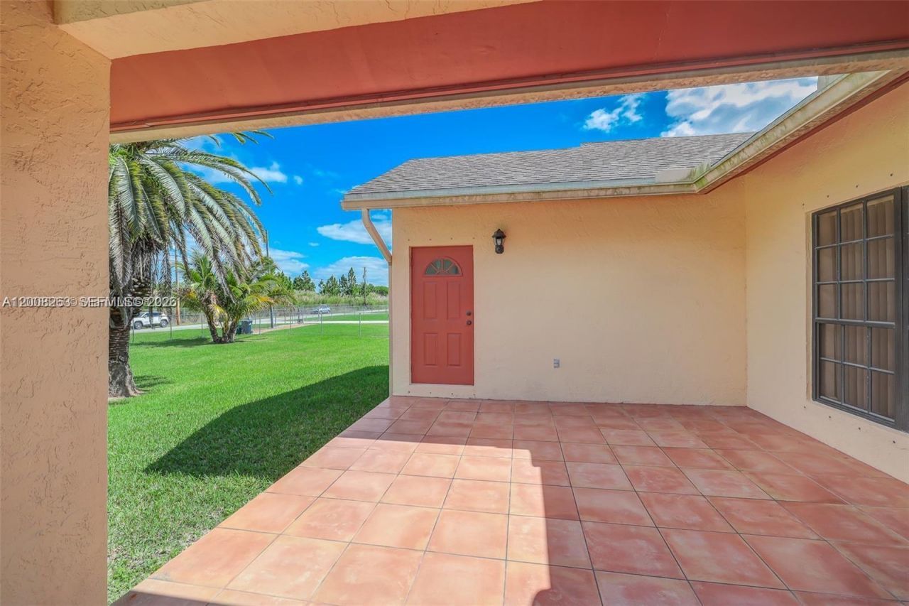 19900 SW 326th St , Unit 1, Homestead, FL 33030 Photo