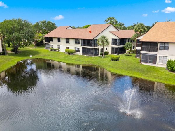 3327 Jog Park Drive, Unit 4022, Greenacres, FL 33467