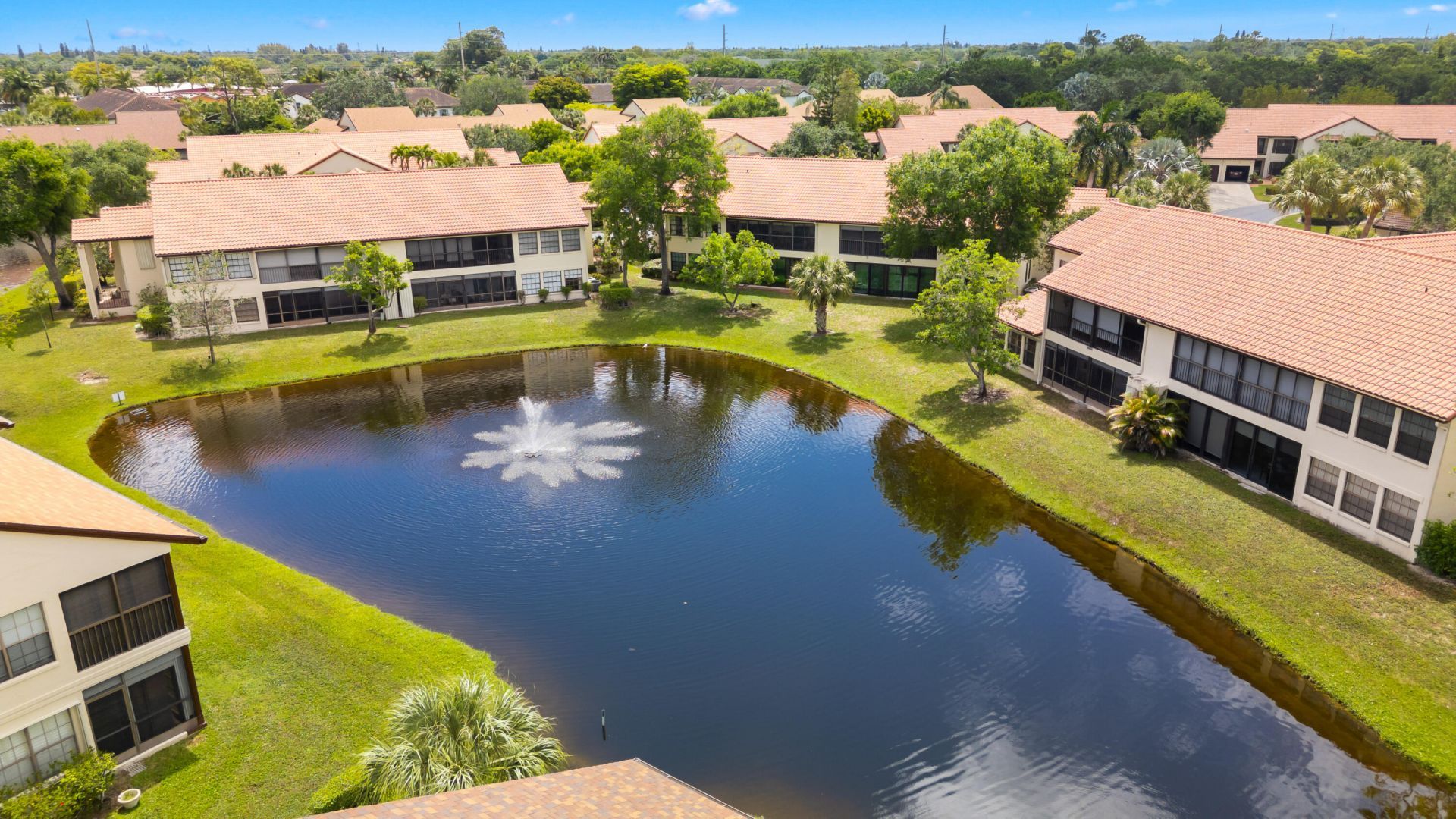 3327 Jog Park Drive, Unit 4022, Greenacres, FL 33467 Photo
