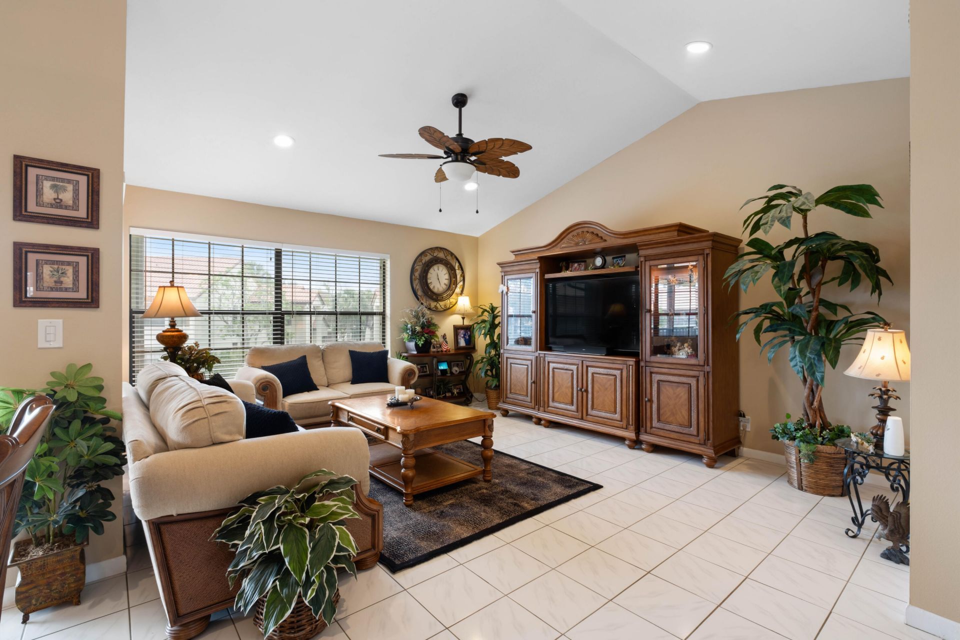 3327 Jog Park Drive, Unit 4022, Greenacres, FL 33467 Photo