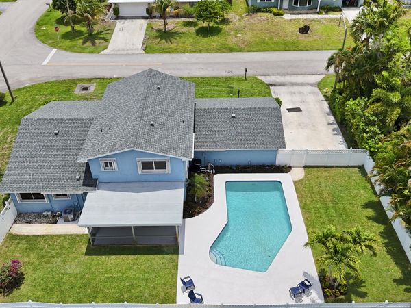 3905 Flag Drive, Palm Beach Gardens, FL 33410