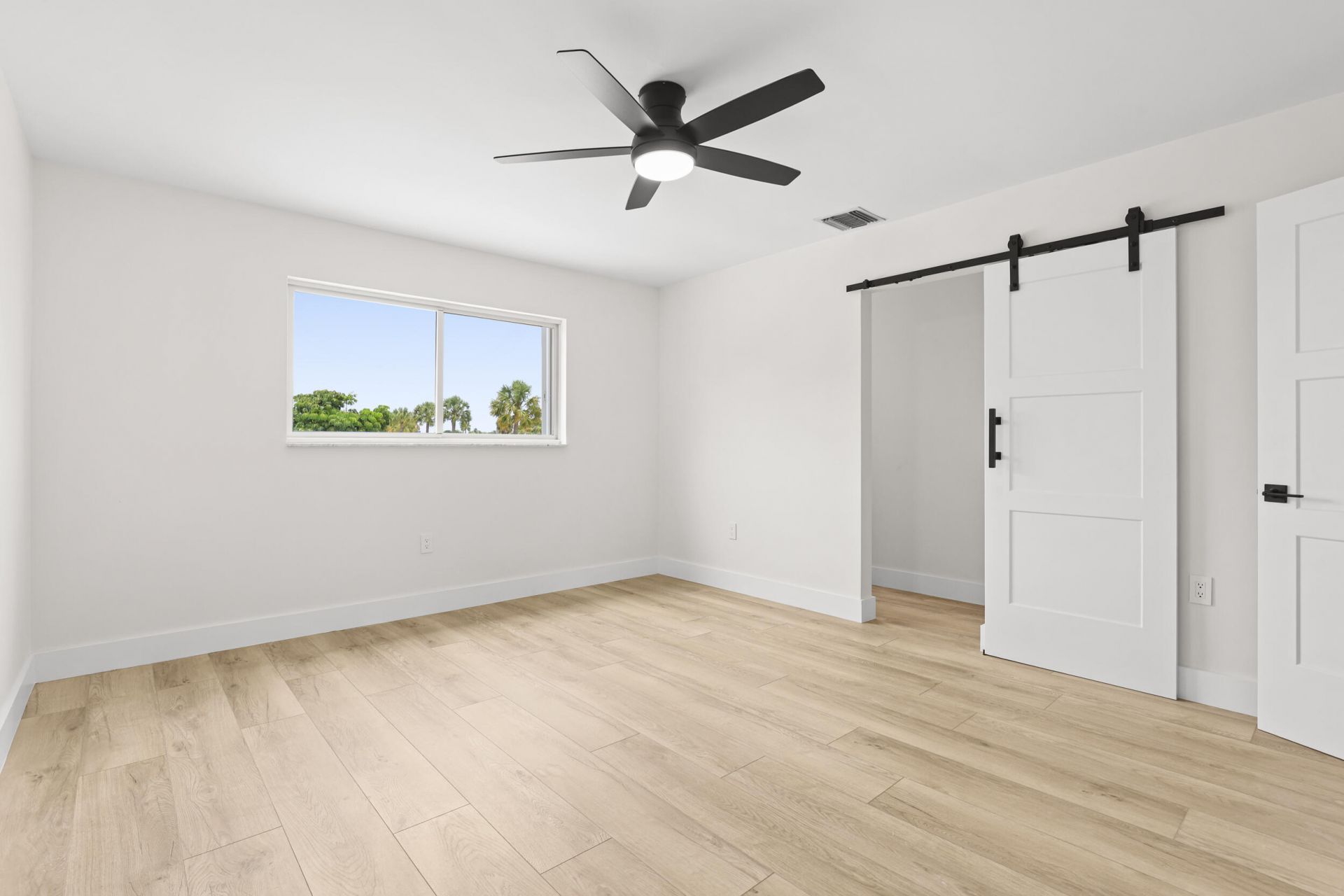 3905 Flag Drive, Palm Beach Gardens, FL 33410 Photo