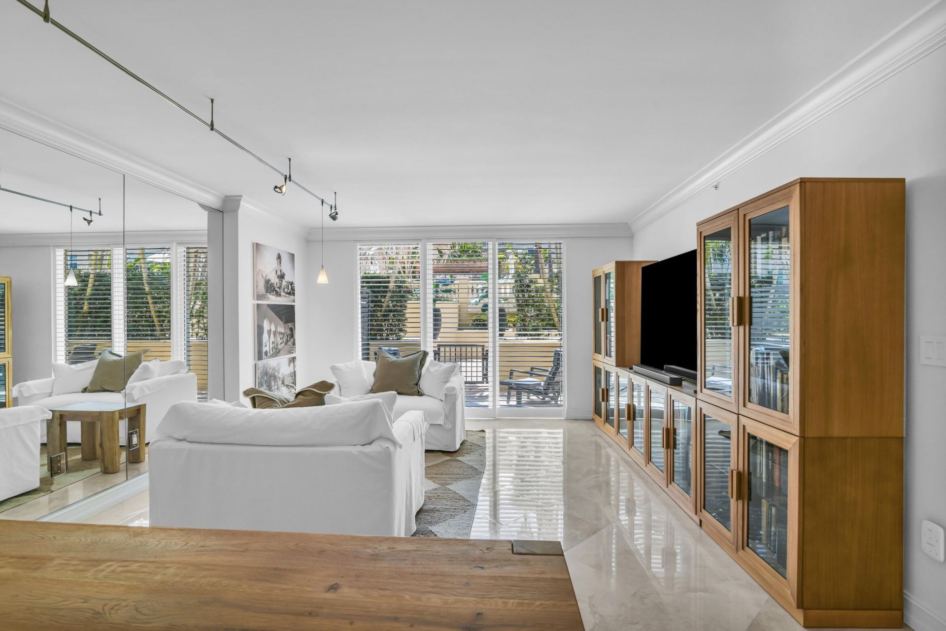 99 SE Mizner Boulevard, Unit 612, Boca Raton, FL 33432 Photo