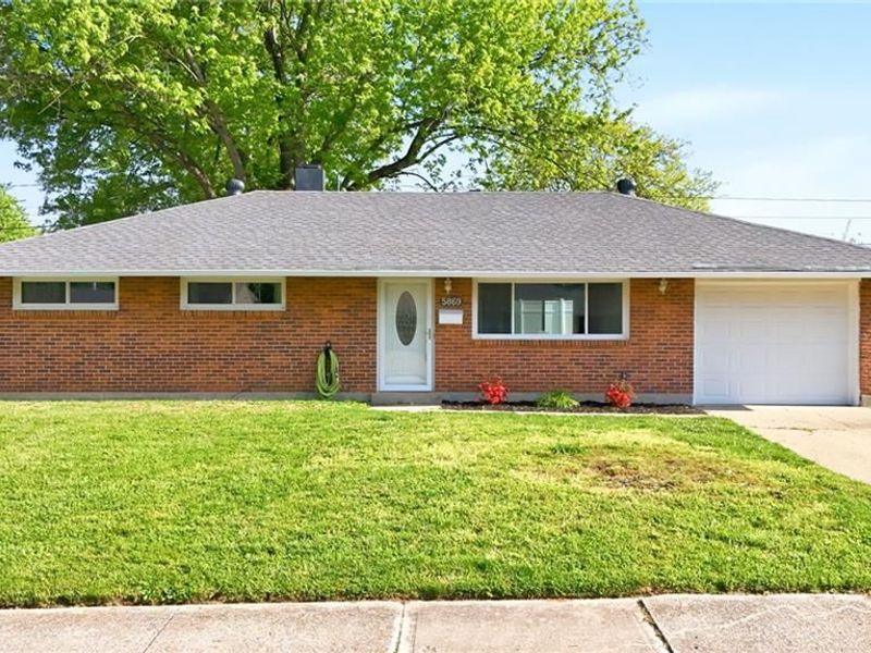 5869 Beecham Drive, Dayton, OH 45424 Photo 1