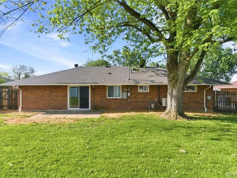 5869 Beecham Drive, Dayton, OH 45424 Photo 27
