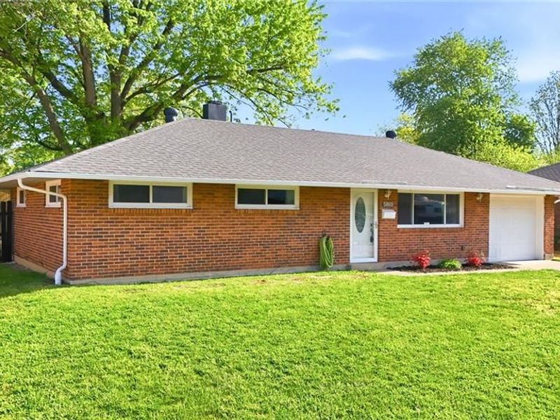 5869 Beecham Drive, Dayton, OH 45424 Photo 3