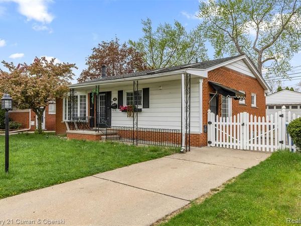 6633 Shadowlawn Street, Dearborn Heights, MI 48127