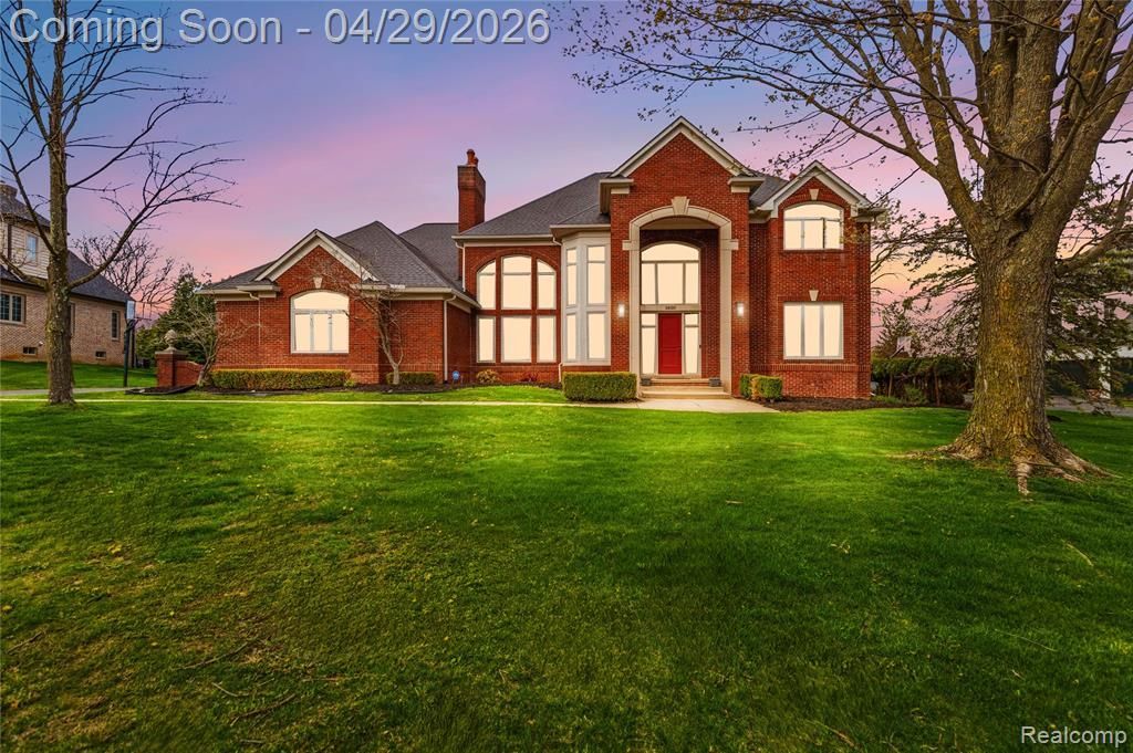 1920 Vinsetta Court, Oakland Township, MI 48306 Main Photo