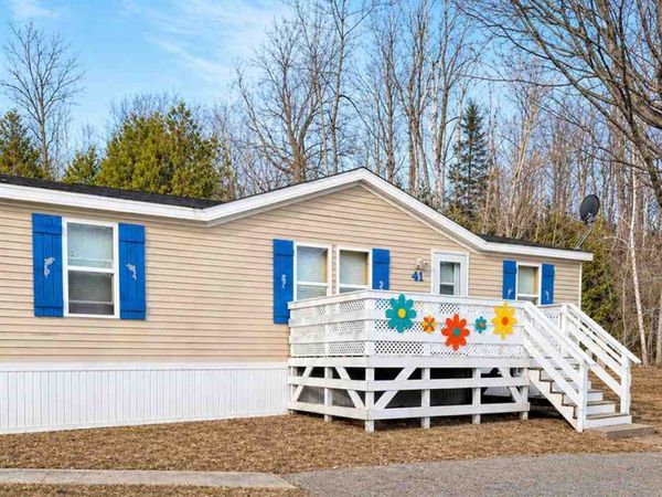 7525-41 Karlee Court Street, Charlevoix, MI 49720