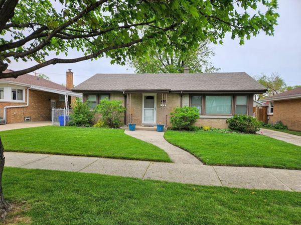 5816 Superior Street , Berkeley, IL 60163