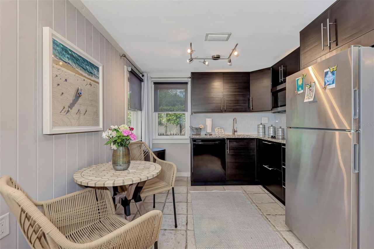 1045 40th Street, Unit A, Sarasota, FL 34234 Photo