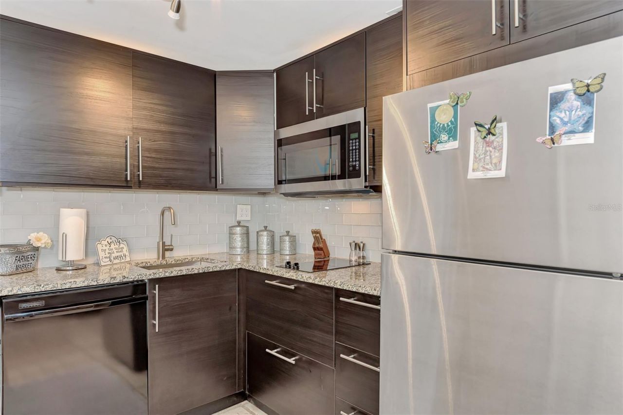 1045 40th Street, Unit A, Sarasota, FL 34234 Photo