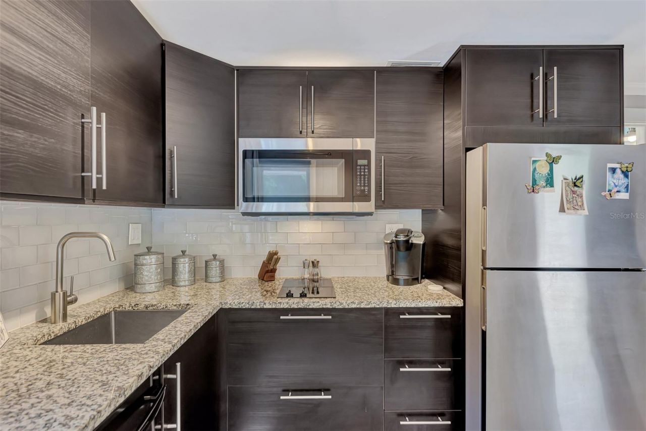 1045 40th Street, Unit A, Sarasota, FL 34234 Photo