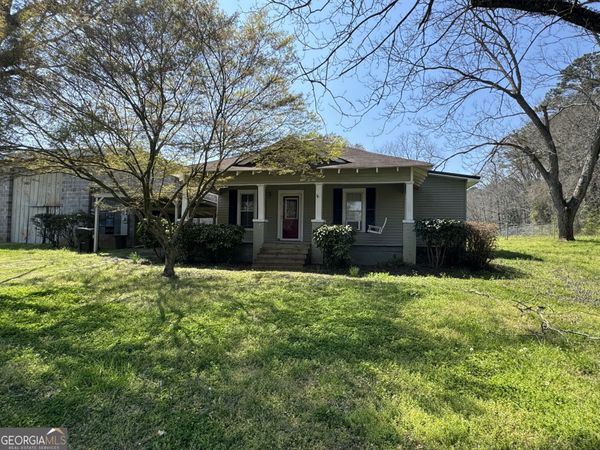1533 Main, Roanoke, AL 36274