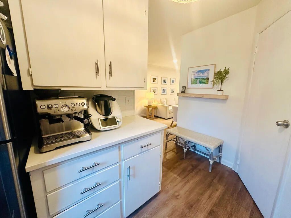 936 Lansing Drive Photo 13