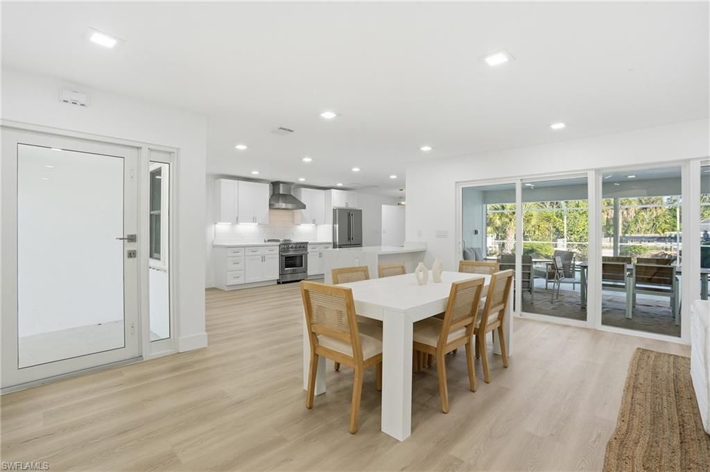 1040 Kings Crown Dr, Sanibel, FL 33957 Photo
