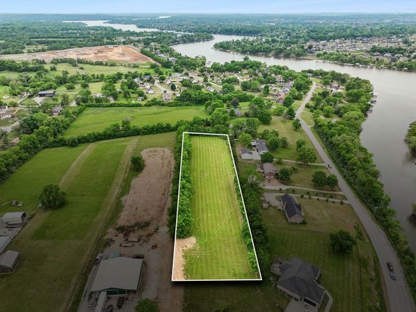 515B Nichols Ln , Gallatin, TN 37066