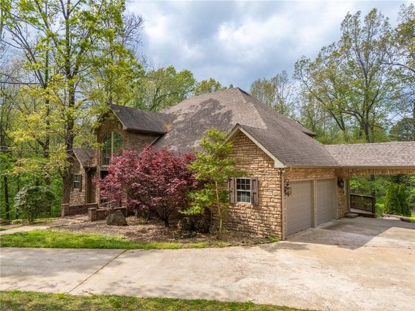 2805 Inwood Drive , Harrison, AR 72601