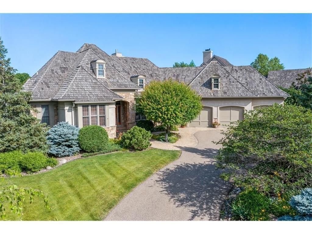 8976 English , Eden Prairie, MN 55347 Main Photo