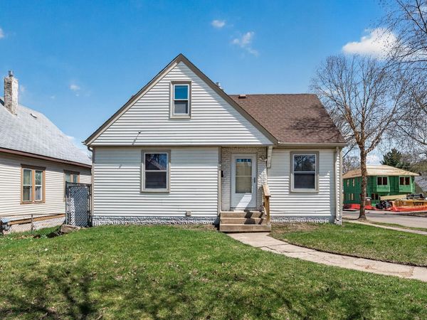 3700 Aldrich Avenue N, Minneapolis, MN 55412